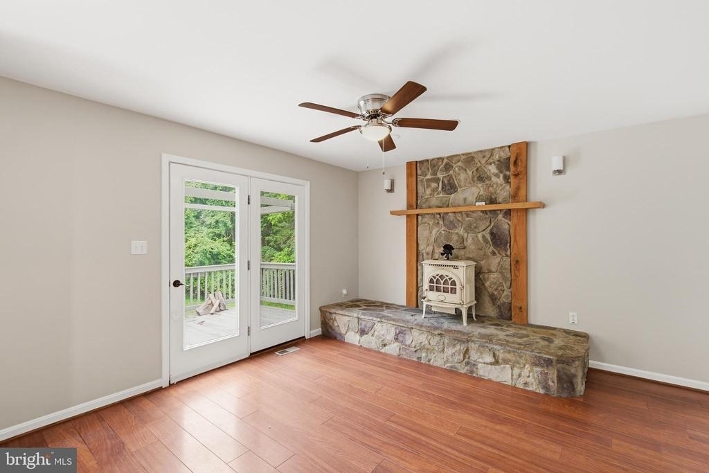 24674 Peach Orchard Lane - Photo 21