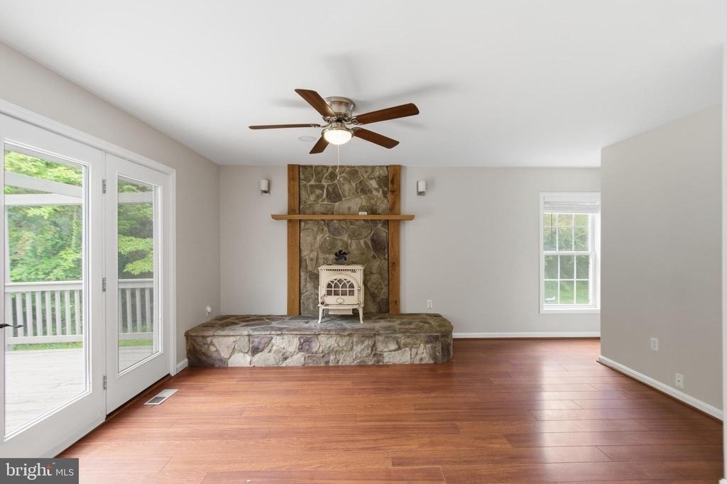 24674 Peach Orchard Lane - Photo 20