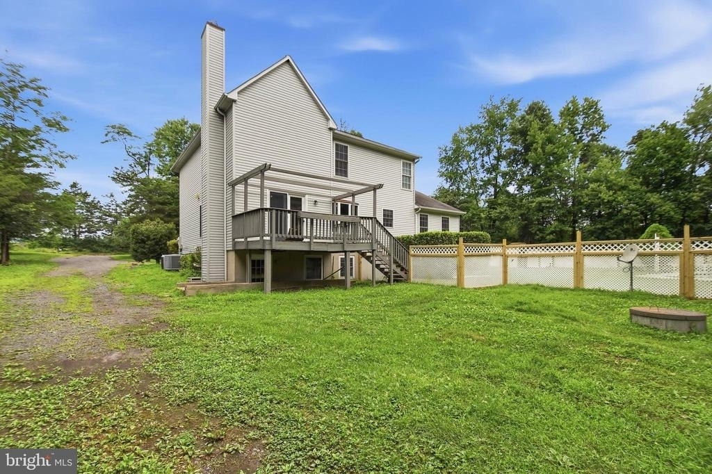 24674 Peach Orchard Lane - Photo 32