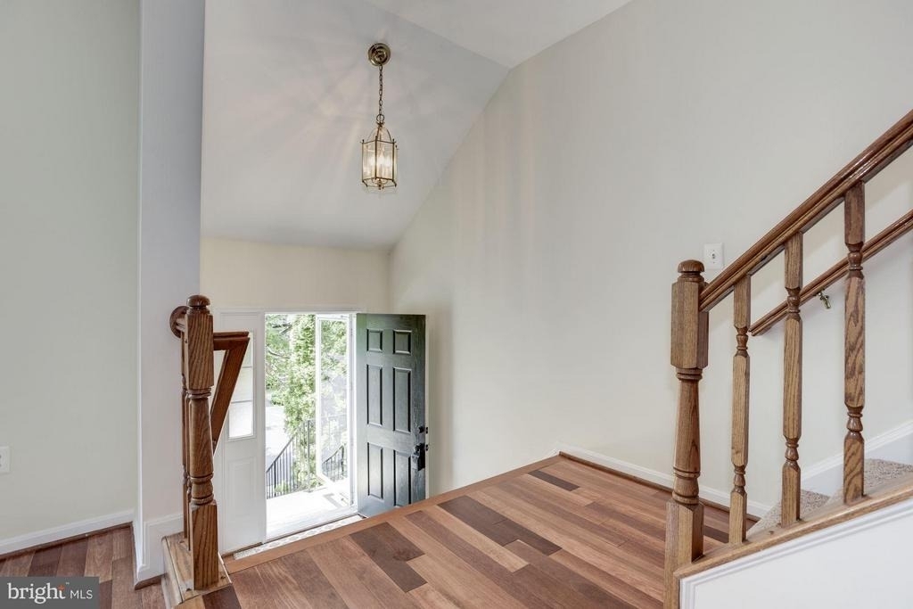 21588 Bankbarn Terrace - Photo 1