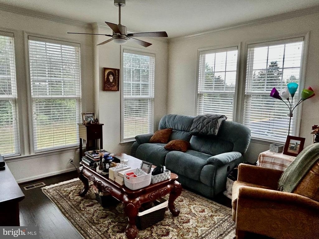 43453 Rickenbacker Square - Photo 11