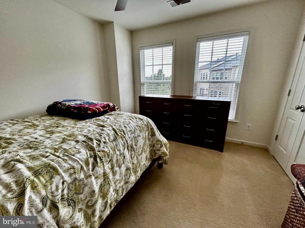 43453 Rickenbacker Square - Photo 13