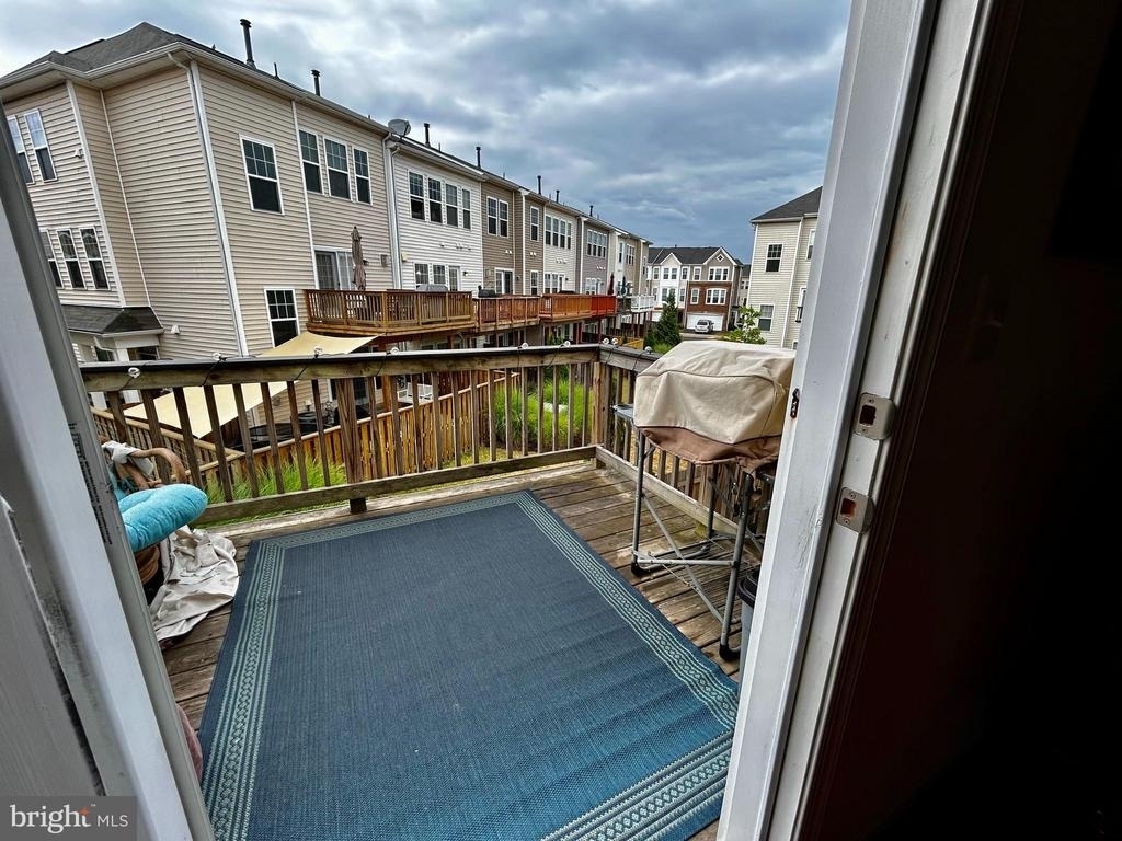 43453 Rickenbacker Square - Photo 3