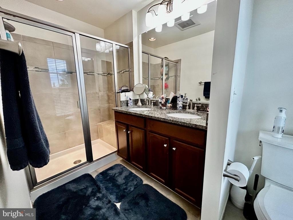 43453 Rickenbacker Square - Photo 20