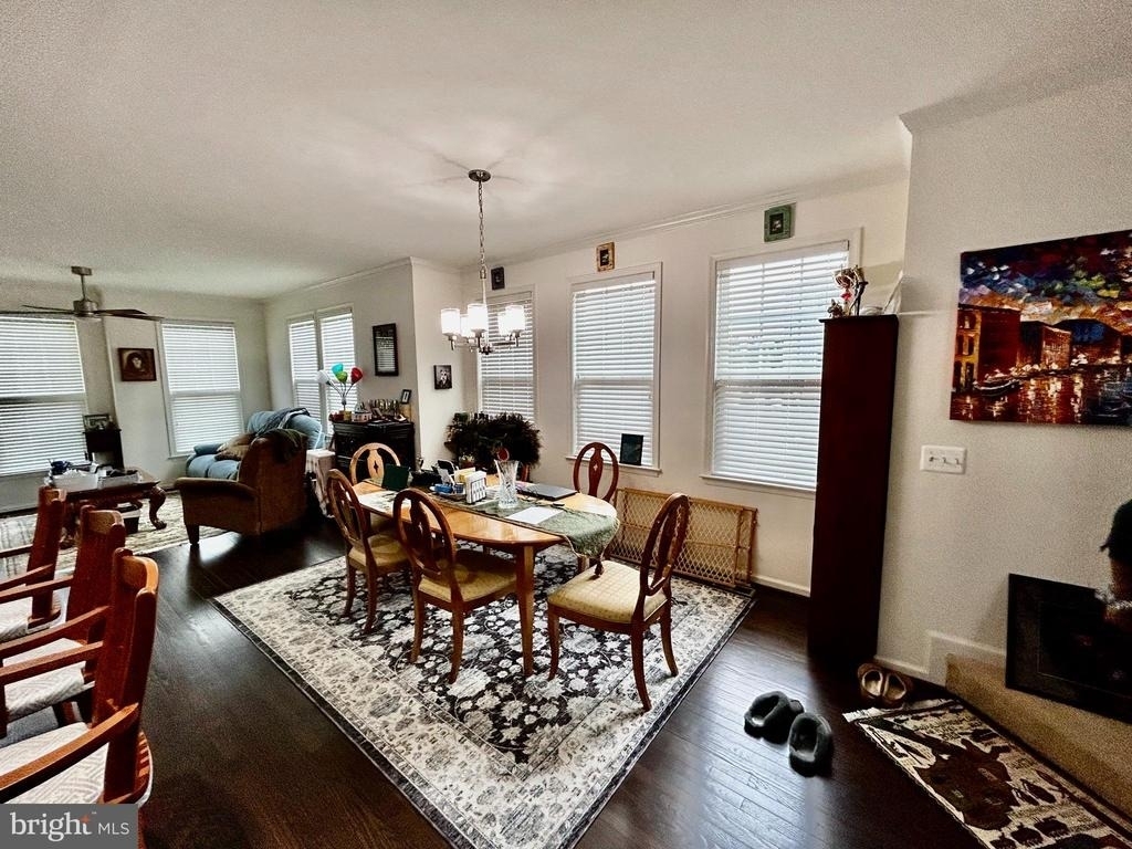 43453 Rickenbacker Square - Photo 5
