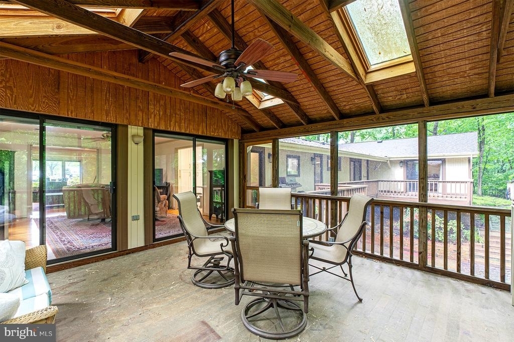 5229 Chippewa Place - Photo 12