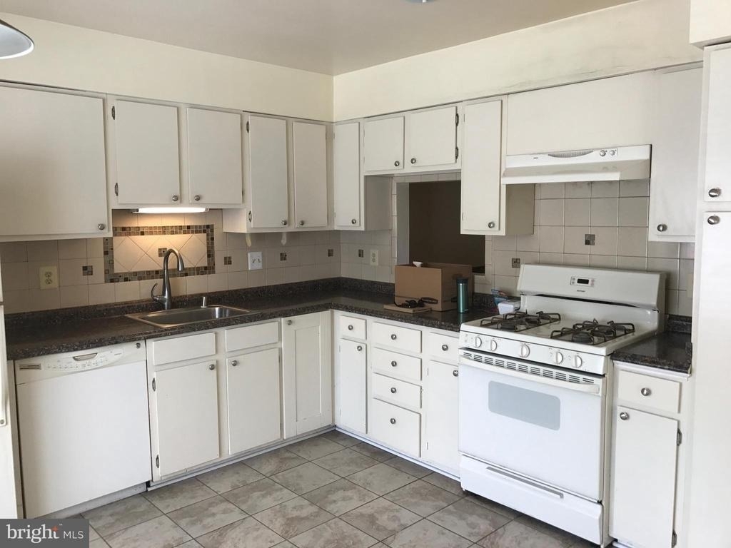 3064 Winter Pine Court - Photo 16