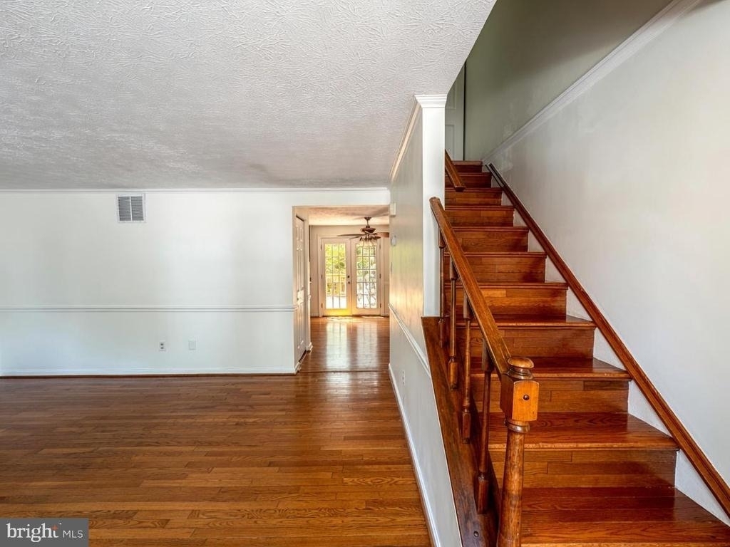 8112 Parkdale Court - Photo 1