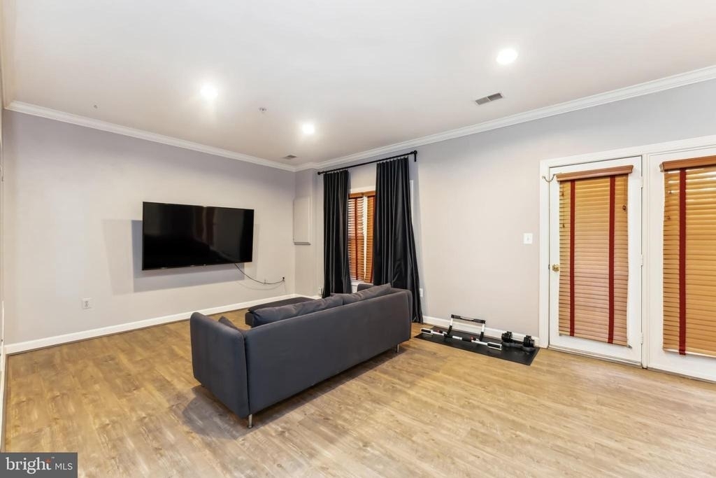 7489 Carriage Hills Drive - Photo 3