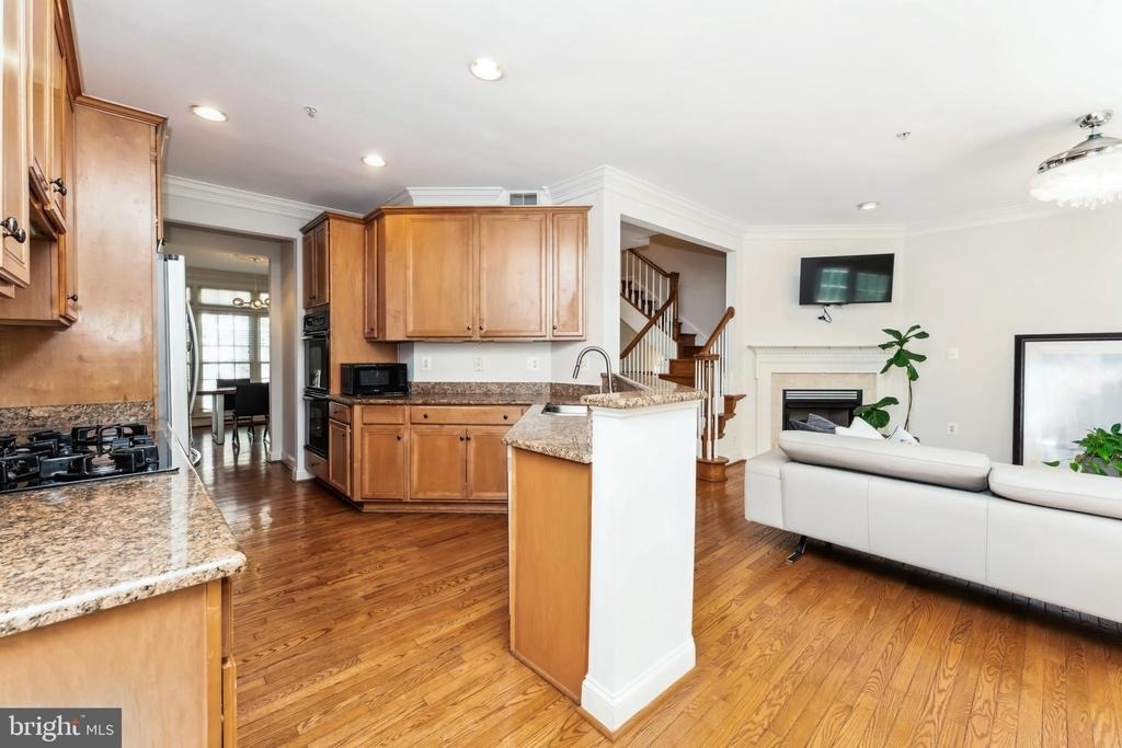 7489 Carriage Hills Drive - Photo 13