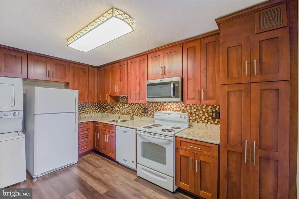 8360 Greensboro Drive - Photo 57
