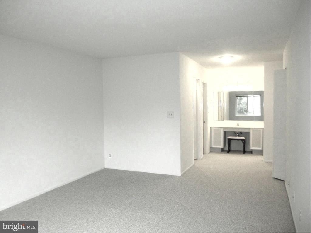 8360 Greensboro Drive - Photo 13