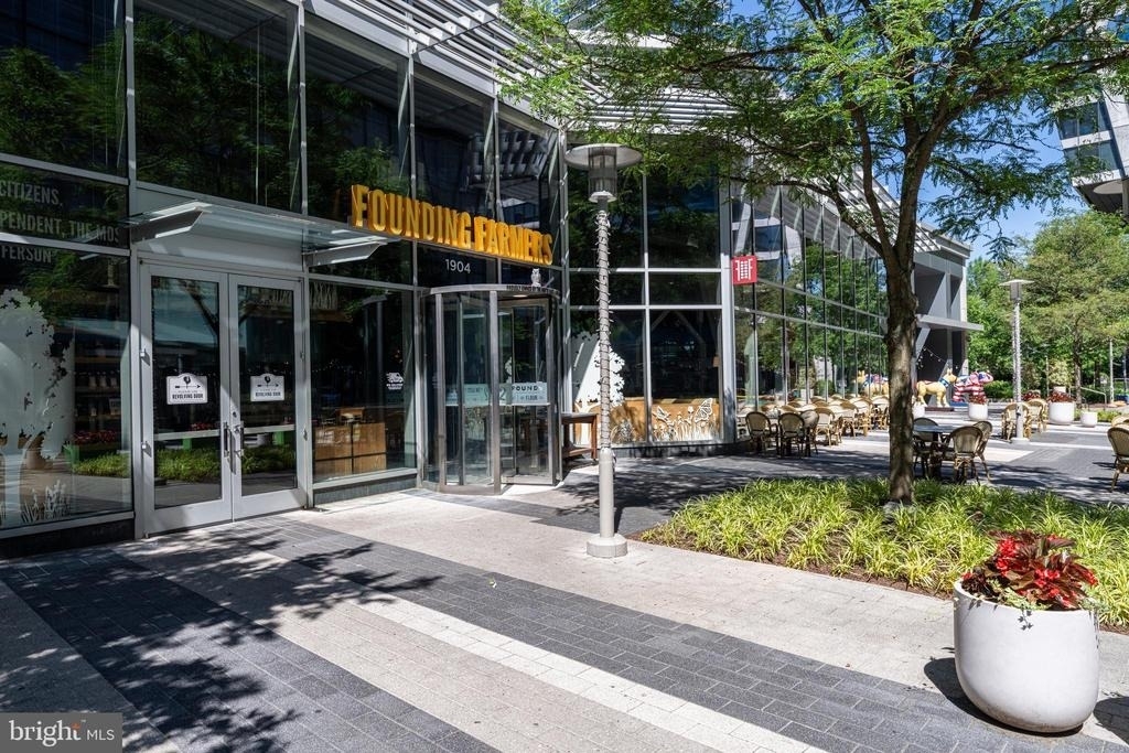 11200 Reston Station Boulevard - Photo 41