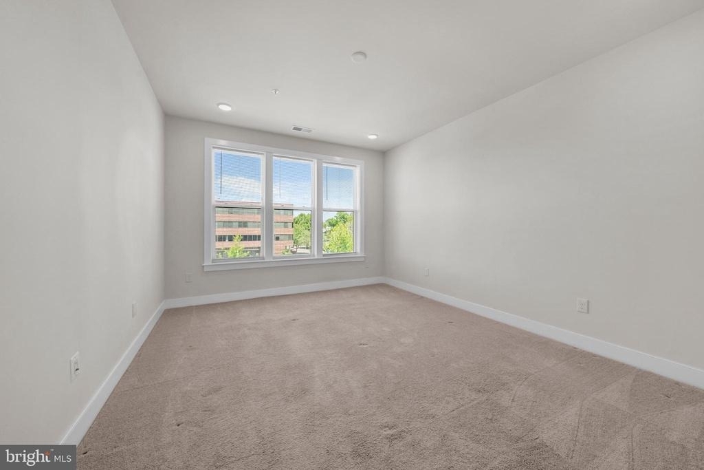 11200 Reston Station Boulevard - Photo 21