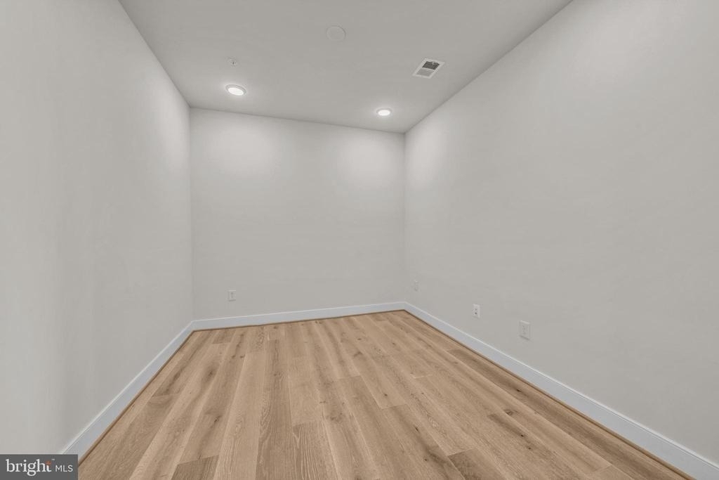 11200 Reston Station Boulevard - Photo 31