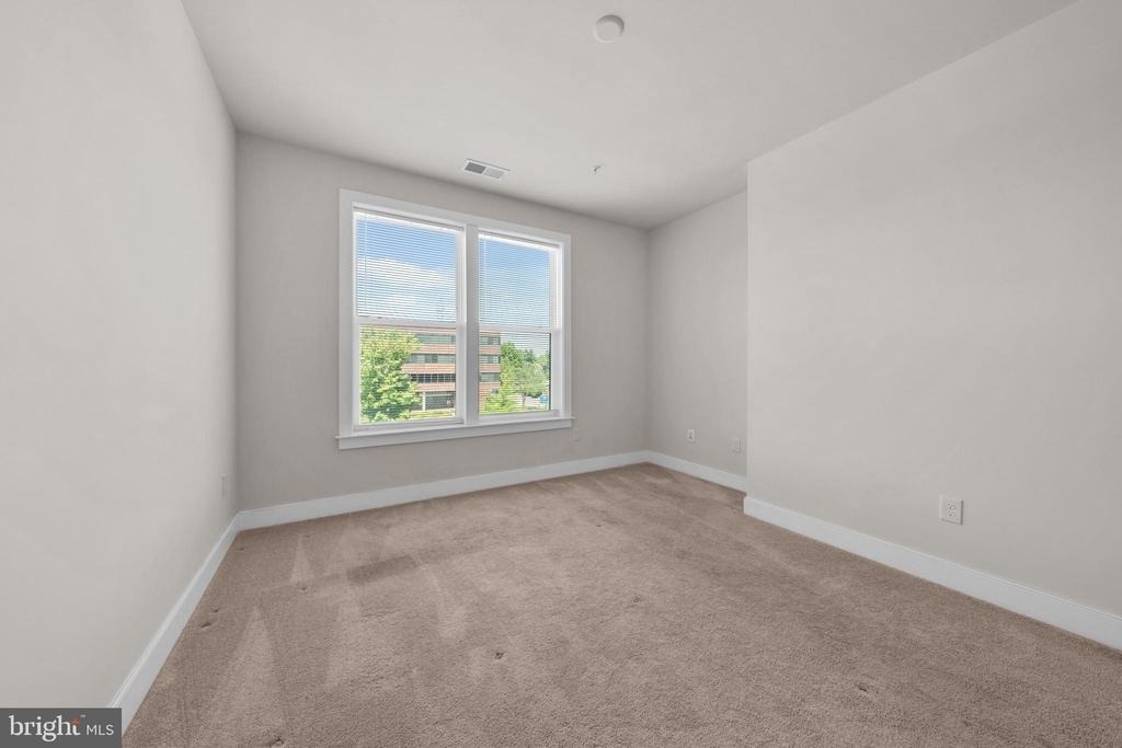 11200 Reston Station Boulevard - Photo 26