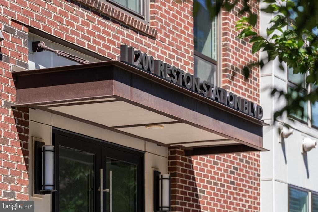 11200 Reston Station Boulevard - Photo 4