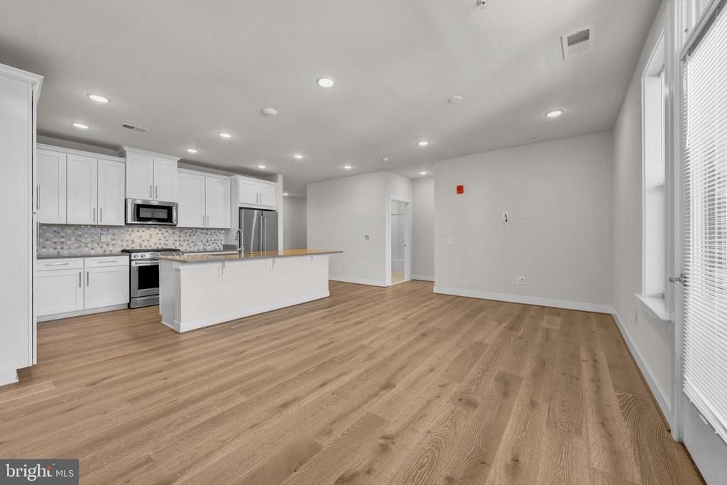 11200 Reston Station Boulevard - Photo 13