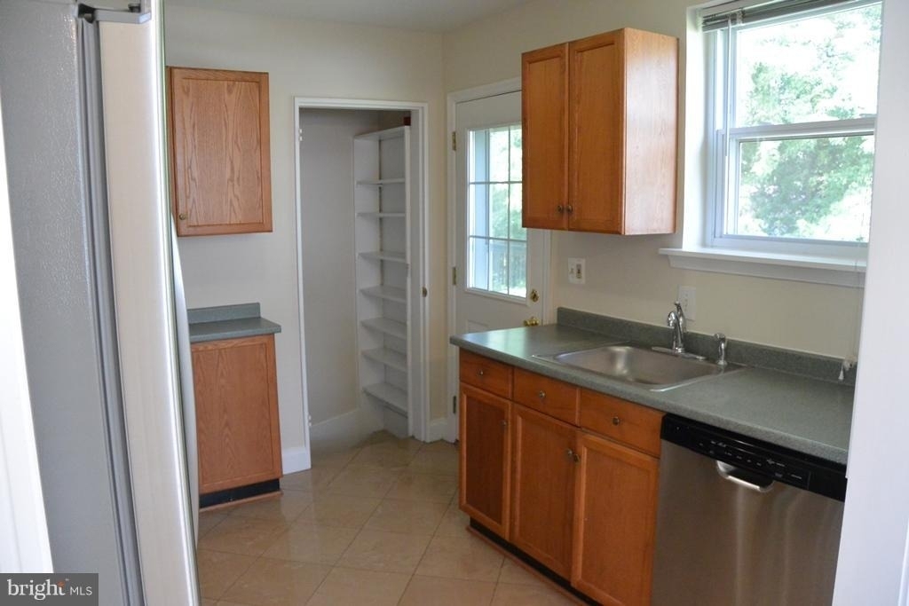 3720 Terrace Drive - Photo 4