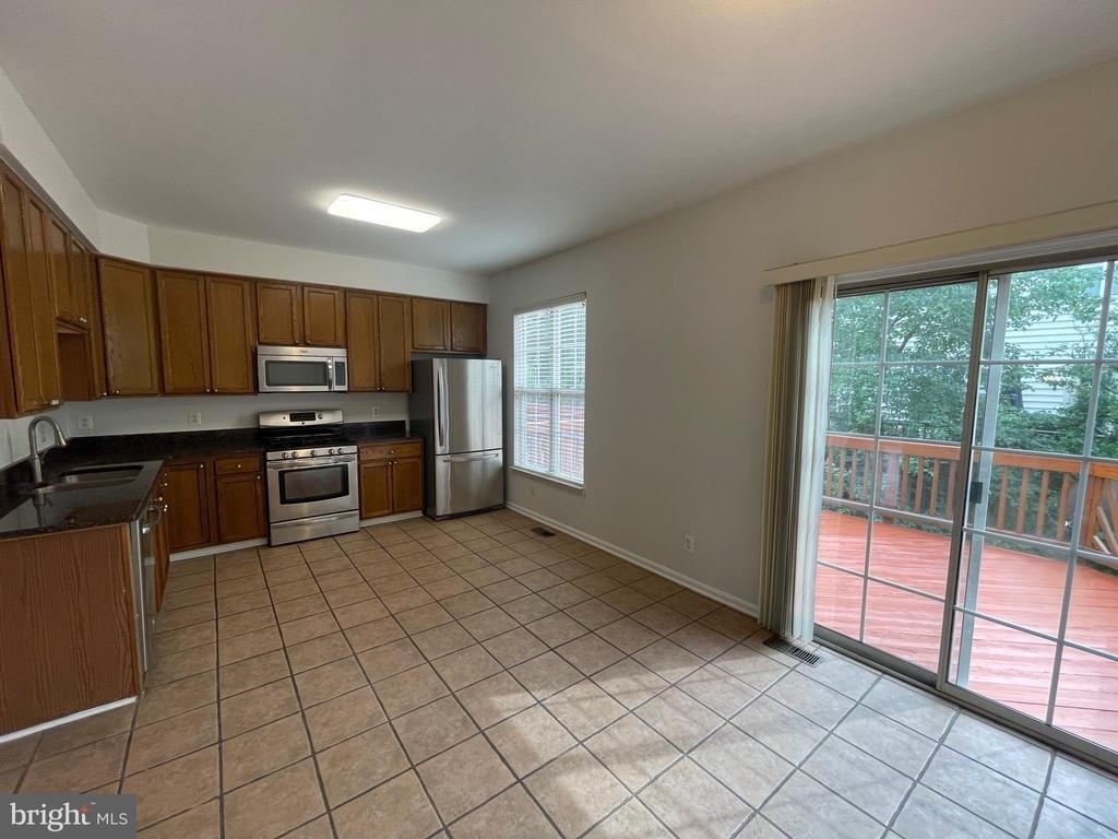 13511 Bannacker Place - Photo 17