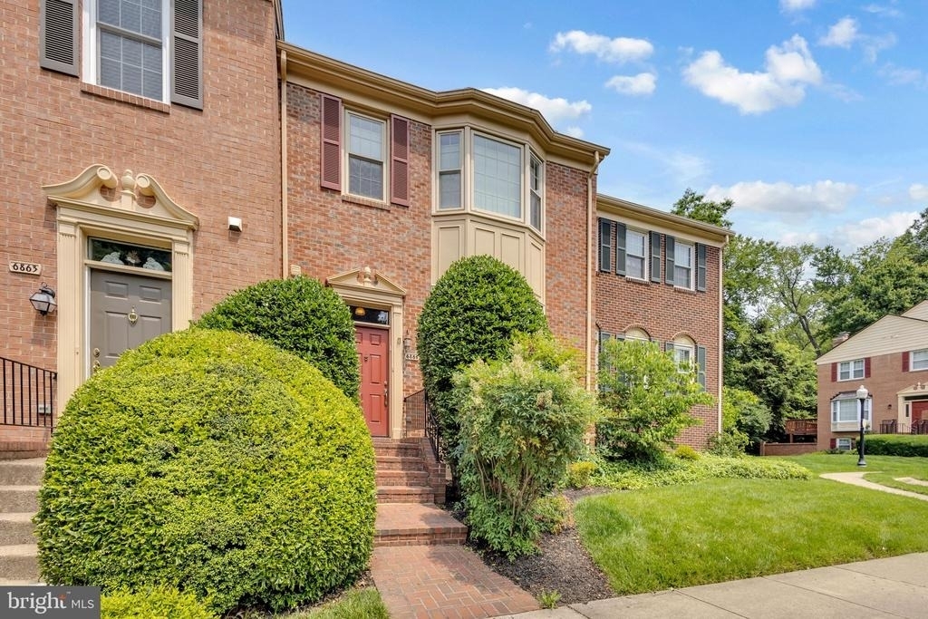 6861 Williamsburg Pond Court - Photo 2