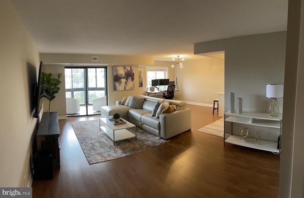 8340 Greensboro Drive - Photo 5