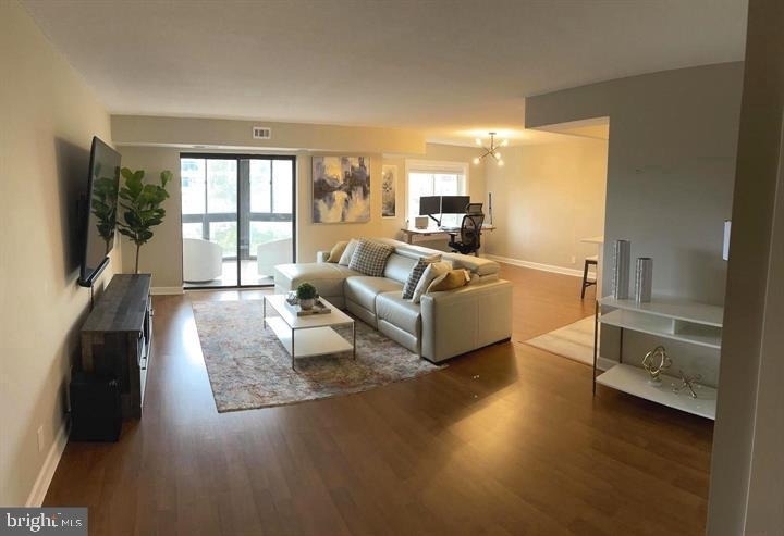 8340 Greensboro Drive - Photo 4