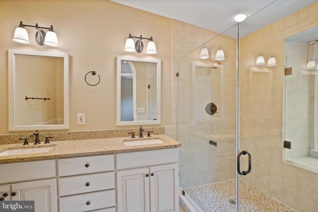 3915 Green Look Court - Photo 32
