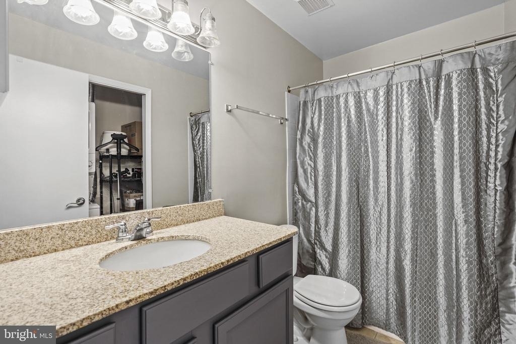 3178 Summit Square Drive - Photo 18