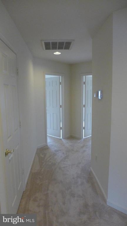 10008 Manor Place - Photo 19