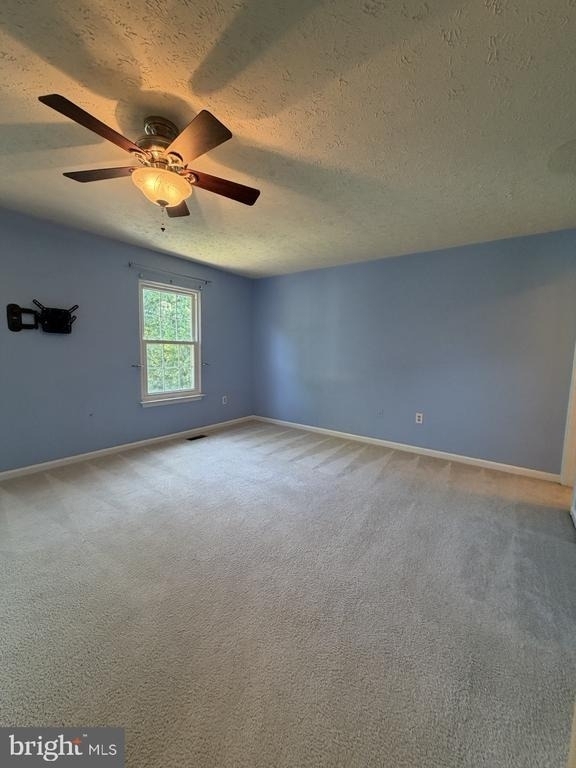 107 Peridot Place - Photo 33