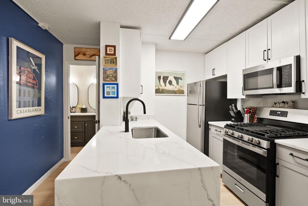 60 S Van Dorn Street - Photo 2