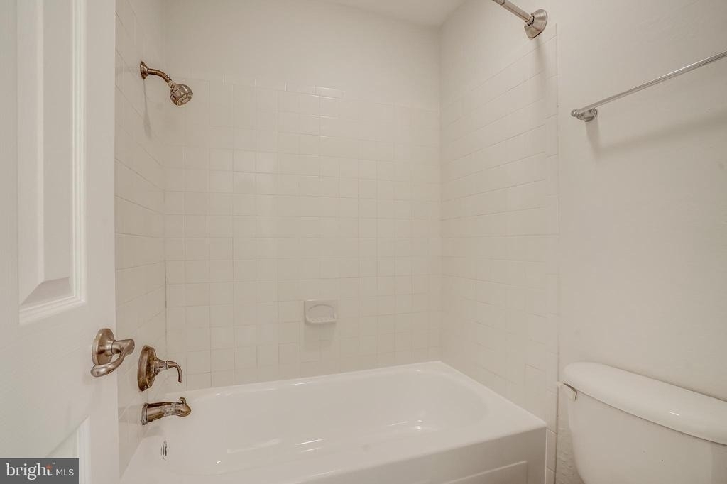 75 S Reynolds Street - Photo 20