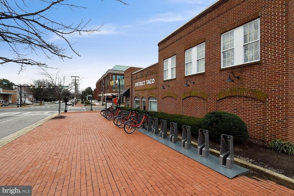 921 Cameron Street - Photo 24