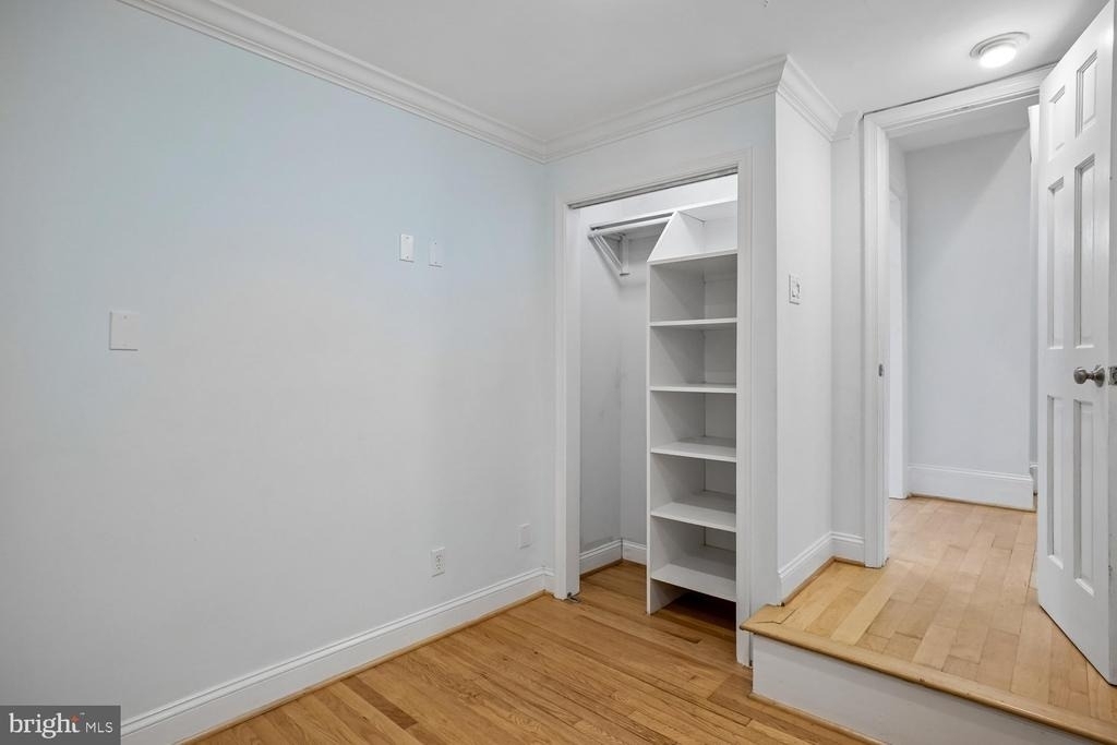 921 Cameron Street - Photo 18