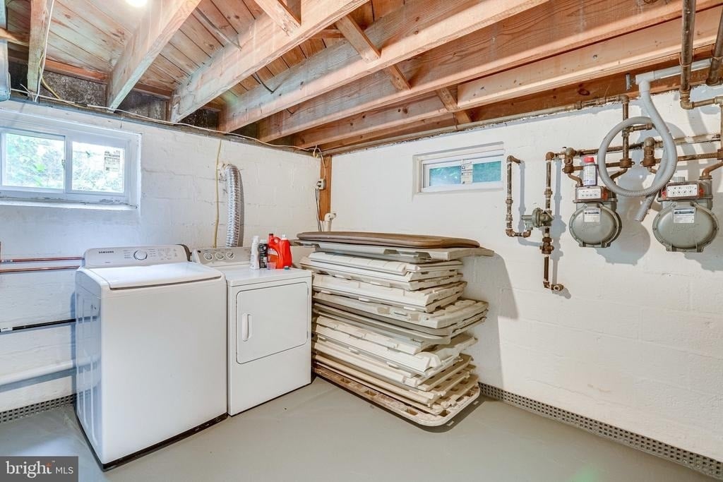 1519 Stafford Street N - Photo 23