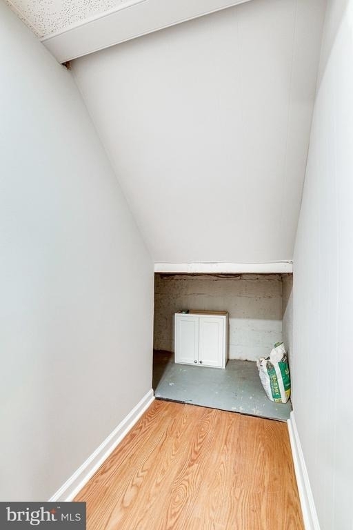 1519 Stafford Street N - Photo 22
