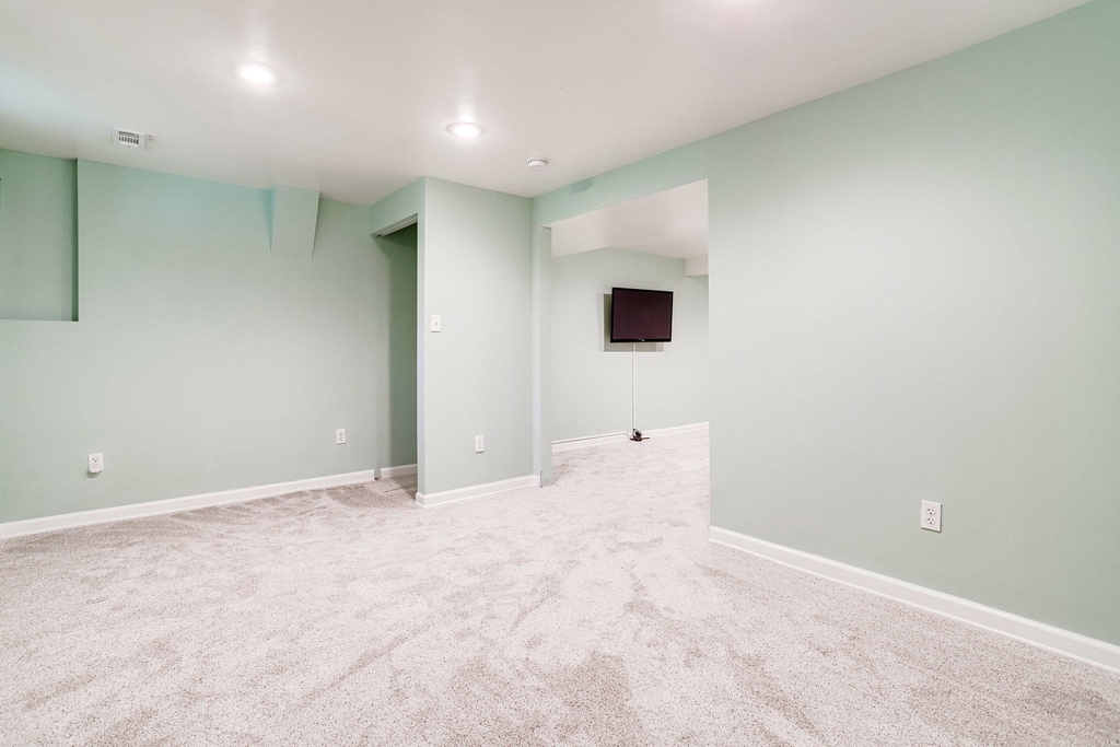 2428 S Walter Reed Drive - Photo 23