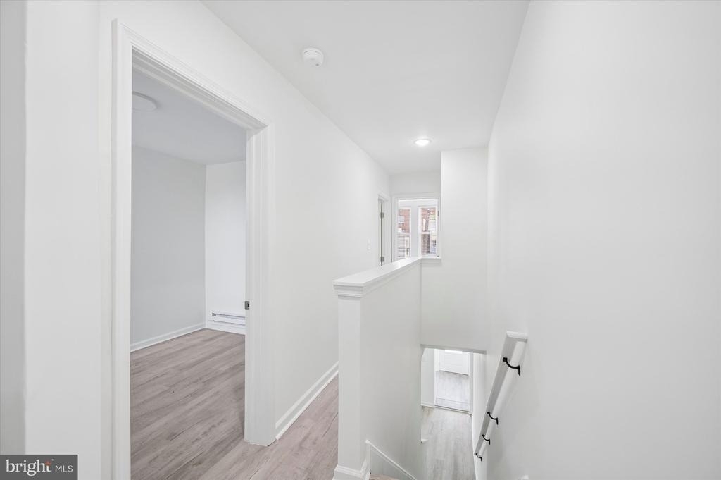 248 N Alden Street - Photo 12