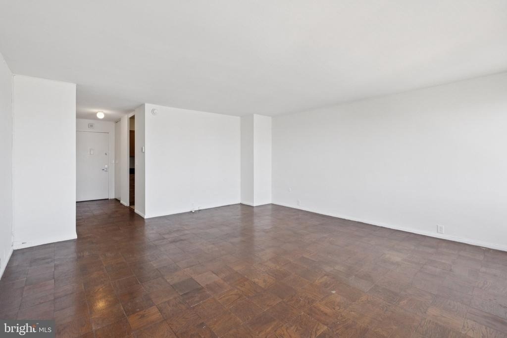 200 Locust Street - Photo 5
