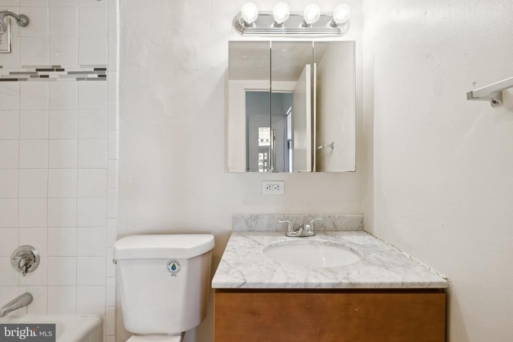 200 Locust Street - Photo 11
