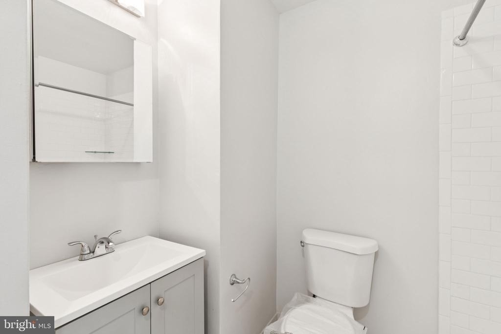 135 S 19th St - Photo 7