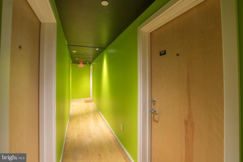 152 W Laurel Street - Photo 20