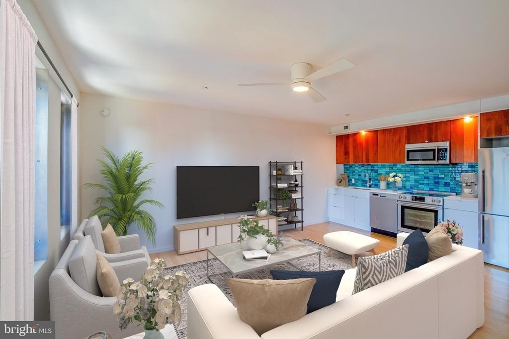152 W Laurel Street - Photo 13