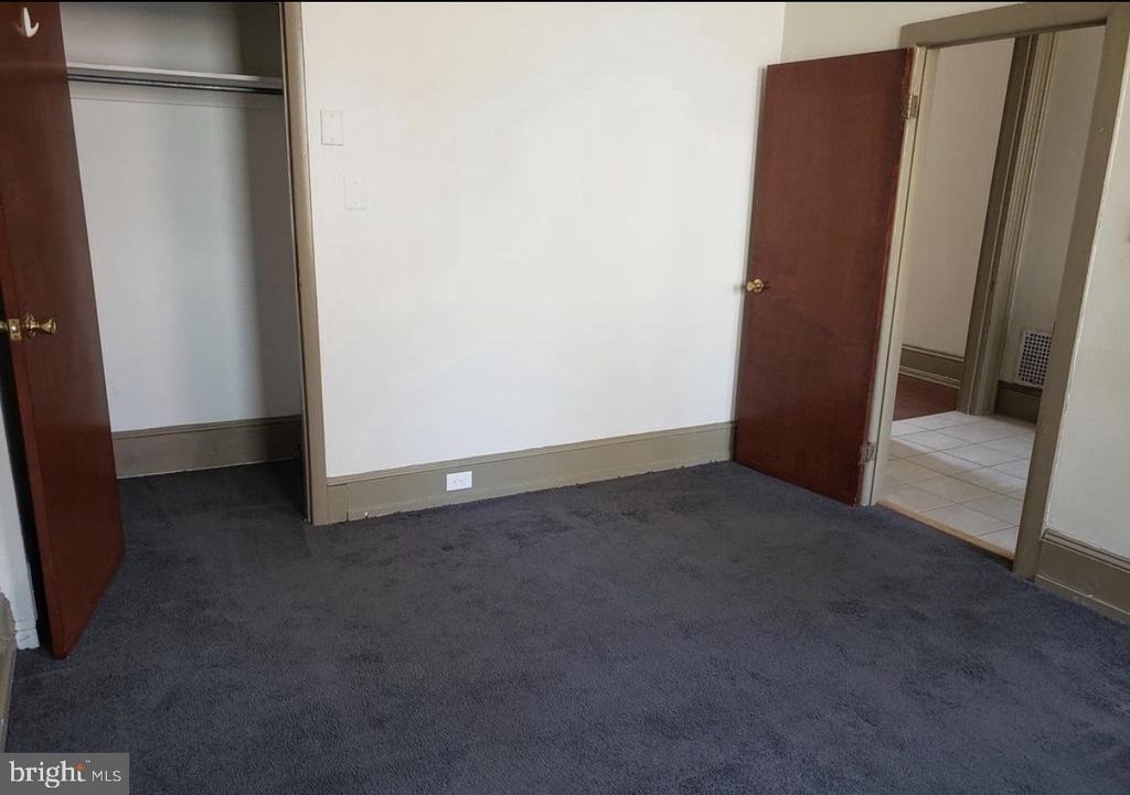 2034 Chestnut Street - Photo 3