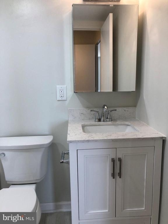 220 Locust Street - Photo 10