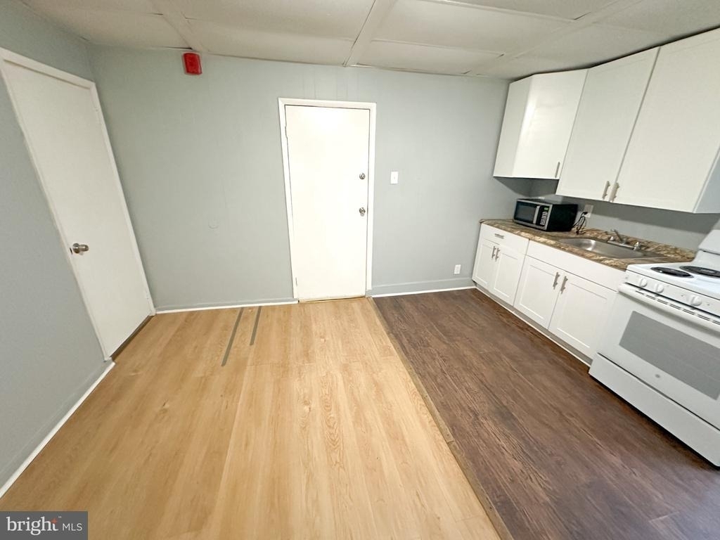 1347 Sellers Street - Photo 10