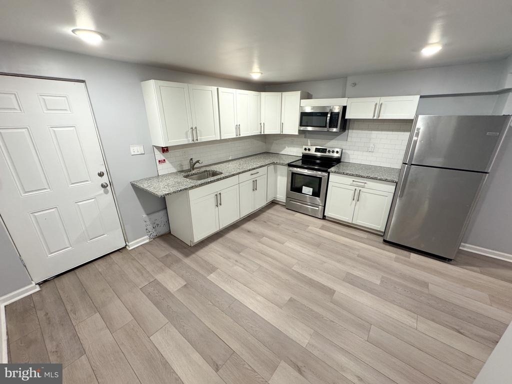 5448 Springfield Avenue - Photo 0