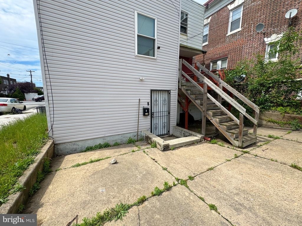 5448 Springfield Avenue - Photo 6