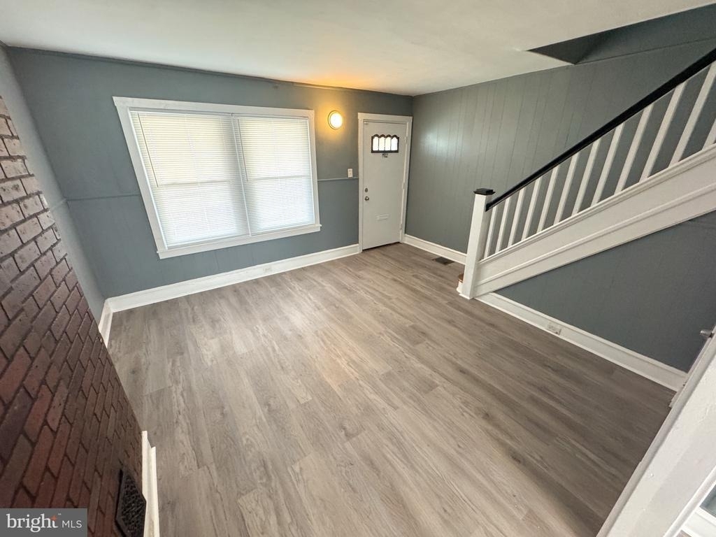 2640 S Robinson Street - Photo 2